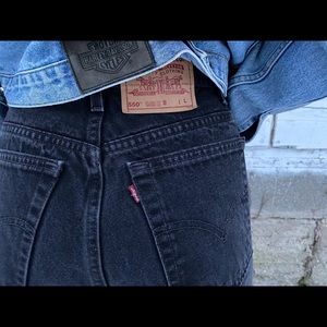 Vintage Black High Waisted Levi’s !